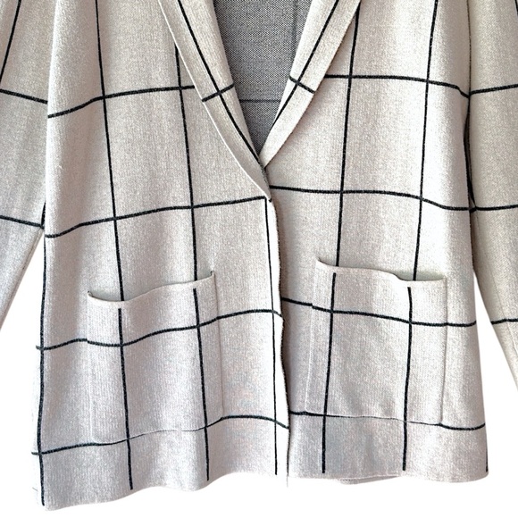 LOFT | NWOT RELAXED WINDOW PANE COTTON SWEATER BLAZER OPEN FRONT | MEDIUM - Picture 3 of 10